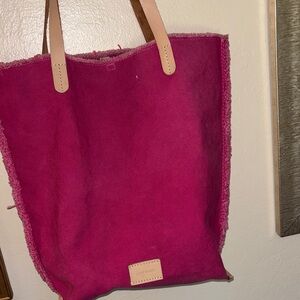 Chic Fuchsia Canvas Tote with Tan Leather Handles